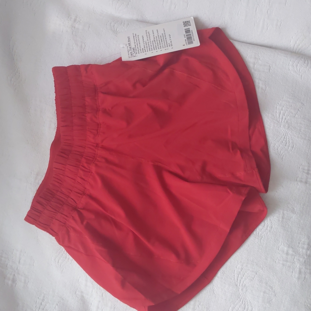 Lululemon track that short 5" lined